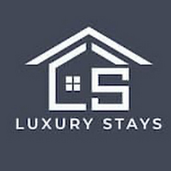 LuxuryStays NYC logo